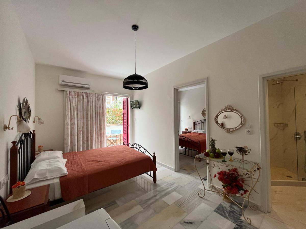 Отель Naxos Philoxenia Naxos City Экстерьер фото